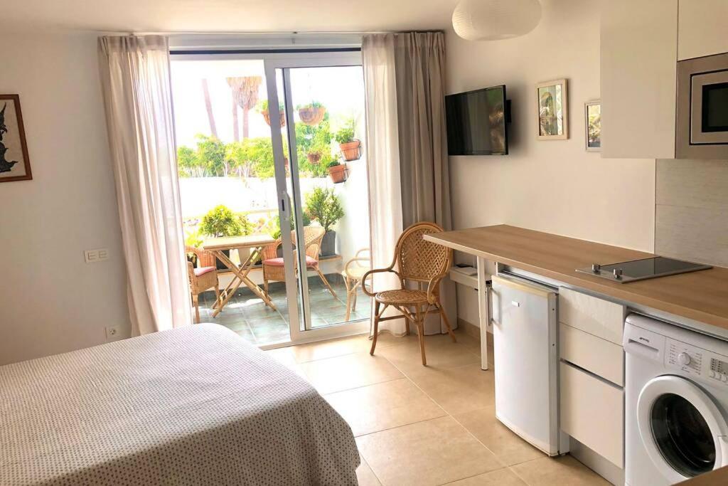 Modern & Spacious Studio Isla, Puerto Del Carmen Tías Extérieur photo